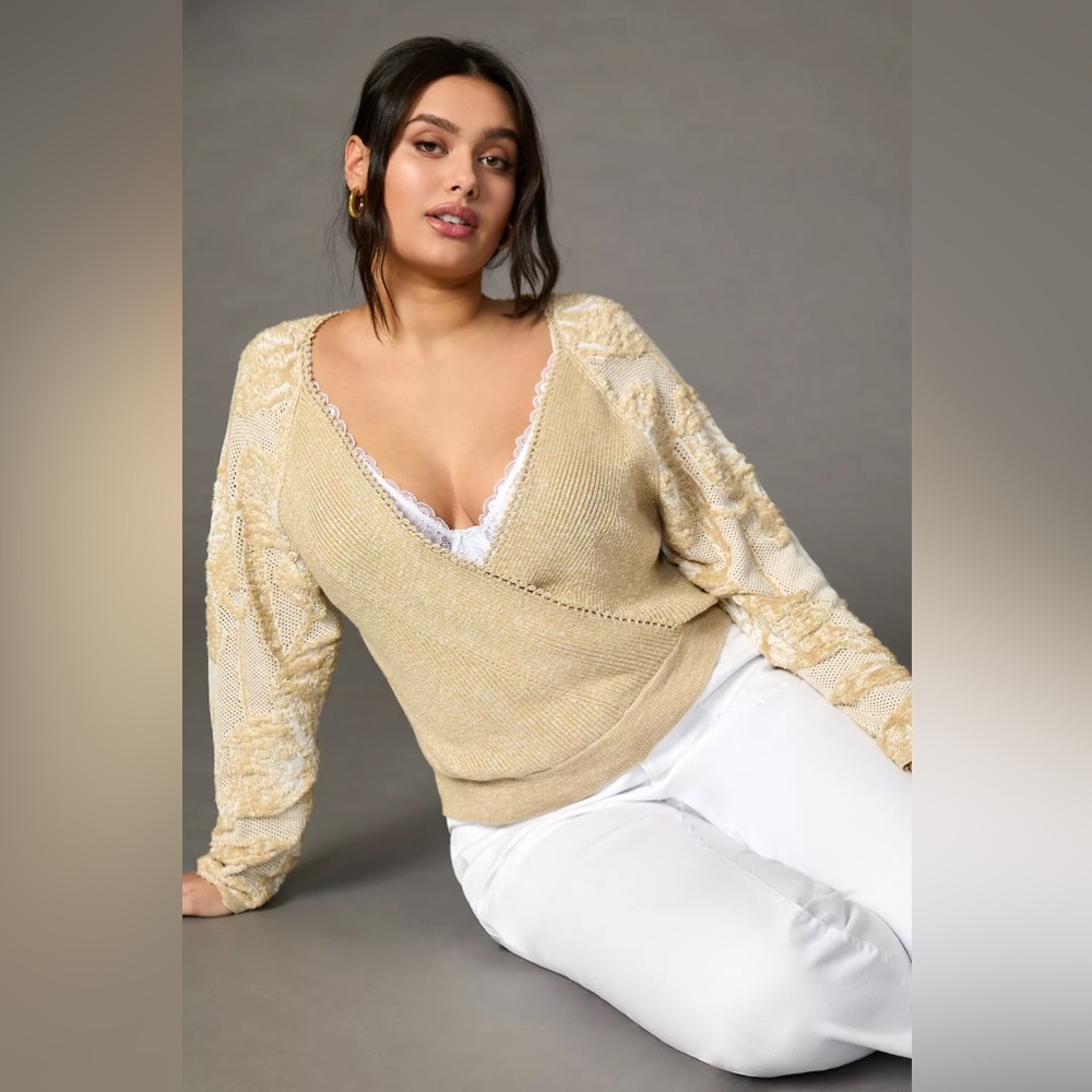 Anthropologie Gold and Cream Women's Sweater